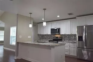 2009 Branch Tree Ln, Brandon, FL 33511 - Photo 11