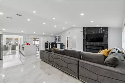 9203 Lavina Lane, Spring Hill, FL 34608 - Photo 7