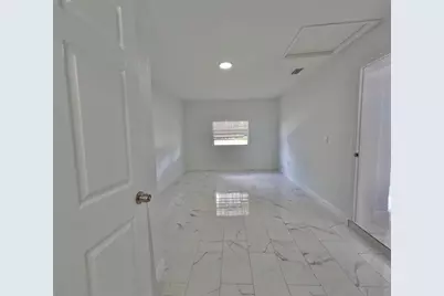 1103 N Pennsylvania Avenue, Plant City, FL 33563 - Photo 29