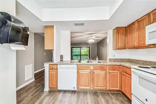 103 Brigadoon Dr, Clearwater, FL 33759 - Photo 7