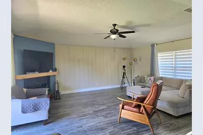 15114 Lynx Drive, Tampa, FL 33624 - Photo 3