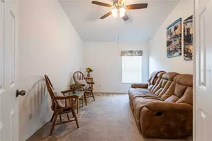 11249 Cocoa Beach Dr, Riverview, FL 33569 - Photo 9