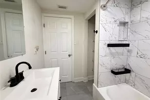 8027 N Newport Ave, Tampa, FL 33604 - Photo 15