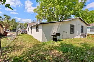 1004 S Empire St, Plant City, FL 33563 - Photo 5