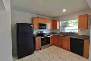 1004 S Empire St, Plant City, FL 33563 - Photo 15