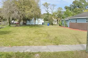 2133 W Spruce St, Tampa, FL 33607 - Photo 1