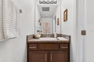 594 52nd Terrace N, Saint Petersburg, FL 33703 - Photo 9