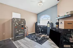 10494 Desert Sparrow Ave, Weeki Wachee, FL 34613 - Photo 19