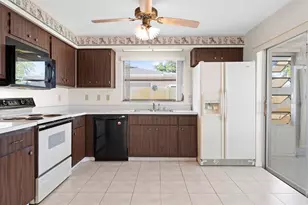 2549 Wynnewood Dr, Clearwater, FL 33763 - Photo 9