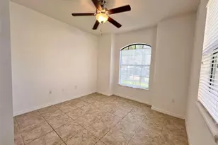 10243 Villa Palazzo Ct, Tampa, FL 33615 - Photo 15