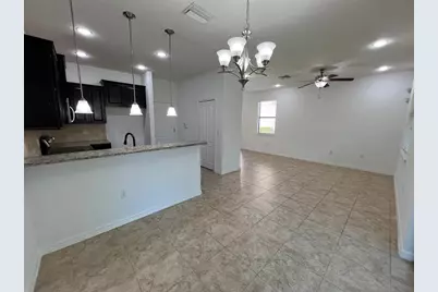 10243 Villa Palazzo Court, Tampa, FL 33615 - Photo 9