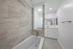 11441 47th Ave N, Saint Petersburg, FL 33708 - Photo 11