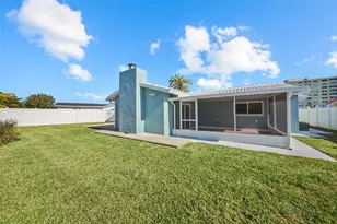 11441 47th Ave N, Saint Petersburg, FL 33708 - Photo 21