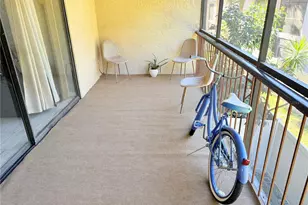 4747 Puritan Cir, Tampa, FL 33617 - Photo 5