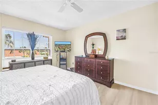 10215 Regal Dr, Largo, FL 33774 - Photo 39