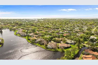 4731 Coconut Palm Circle NE, Saint Petersburg, FL 33703 - Photo 41