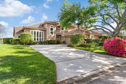 4731 Coconut Palm Circle NE, Saint Petersburg, FL 33703 - Photo 3