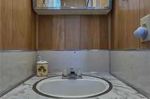 5330 Betmar Dr, Zephyrhills, FL 33542 - Photo 23