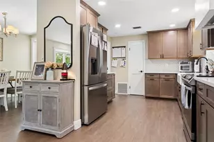 511 Herchel Dr, Temple Terrace, FL 33617 - Photo 11