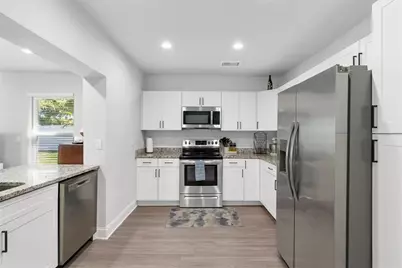 4006 S Church Avenue, Tampa, FL 33611 - Photo 9