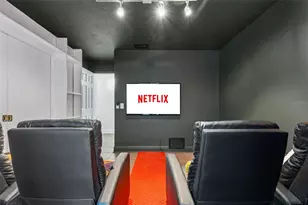 1584 Oak Ln, Clearwater, FL 33764 - Photo 27