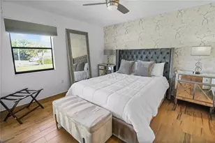 3001 58th Ave S, Saint Petersburg, FL 33712 - Photo 11