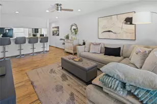 3001 58th Ave S, Saint Petersburg, FL 33712 - Photo 9