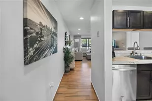 3001 58th Ave S, Saint Petersburg, FL 33712 - Photo 3