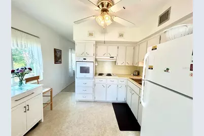 2447 Ecuadorian Way #73, Clearwater, FL 33763 - Photo 7