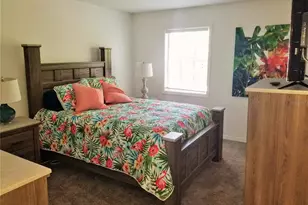 169 Pompano Dr SE, Saint Petersburg, FL 33705 - Photo 17