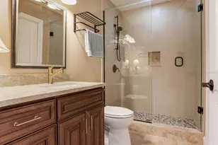 31 N Pine Cir, Belleair, FL 33756 - Photo 15