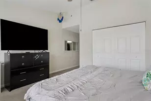 425 Kensington Lake Cir, Brandon, FL 33511 - Photo 17