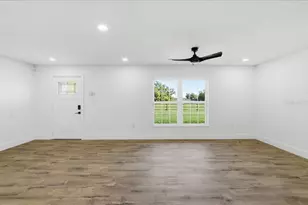 1601 Joe McIntosh Rd, Plant City, FL 33565 - Photo 11