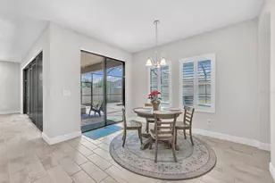 14615 Red Castle Ave, Lithia, FL 33547 - Photo 19