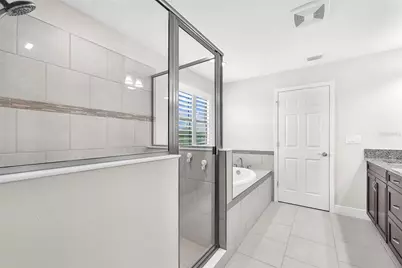 14615 Red Castle Avenue, Lithia, FL 33547 - Photo 27