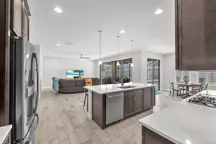 14615 Red Castle Ave, Lithia, FL 33547 - Photo 17