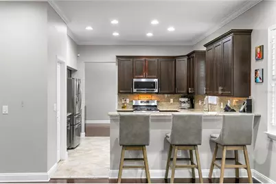 10121 Kingsbridge Avenue, Tampa, FL 33626 - Photo 13