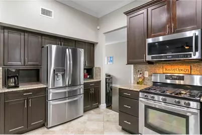 10121 Kingsbridge Avenue, Tampa, FL 33626 - Photo 11