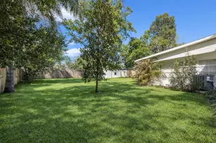 815 W Lowry Ln, Tampa, FL 33604 - Photo 43