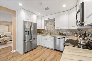 815 W Lowry Ln, Tampa, FL 33604 - Photo 17