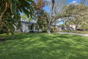 815 W Lowry Ln, Tampa, FL 33604 - Photo 49