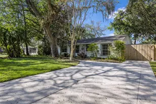 815 W Lowry Ln, Tampa, FL 33604 - Photo 5