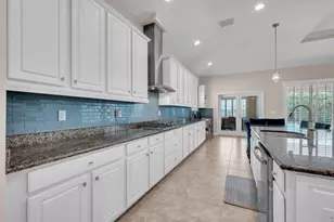 5204 Sparrowglen Pl, Lithia, FL 33547 - Photo 9