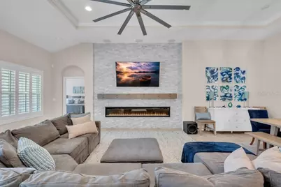 5204 Sparrowglen Place, Lithia, FL 33547 - Photo 5