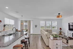 12163 Stirrup Dr, Dade City, FL 33525 - Photo 5