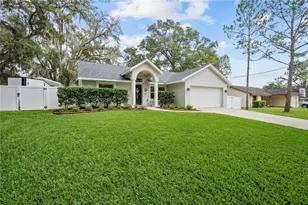 12202 Meadow Ln, San Antonio, FL 33576 - Photo 1