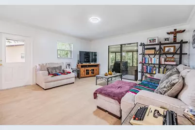 1400 Tarpon Woods Boulevard #E4, Palm Harbor, FL 34685 - Photo 3