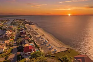 5015 Pelican Dr, New Port Richey, FL 34652 - Photo 1