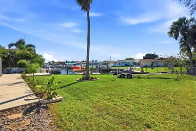 5015 Pelican Drive, New Port Richey, FL 34652 - Photo 23