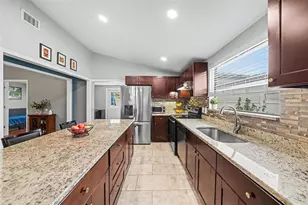 6003 S Himes Ave, Tampa, FL 33611 - Photo 9